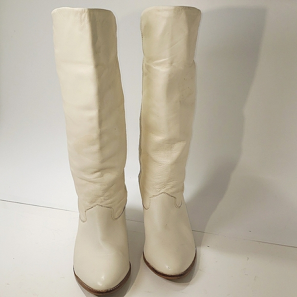 Steve Madden Toupe Leather Western Style Boot Size 8.5 B Women's - Picture 3 of 17